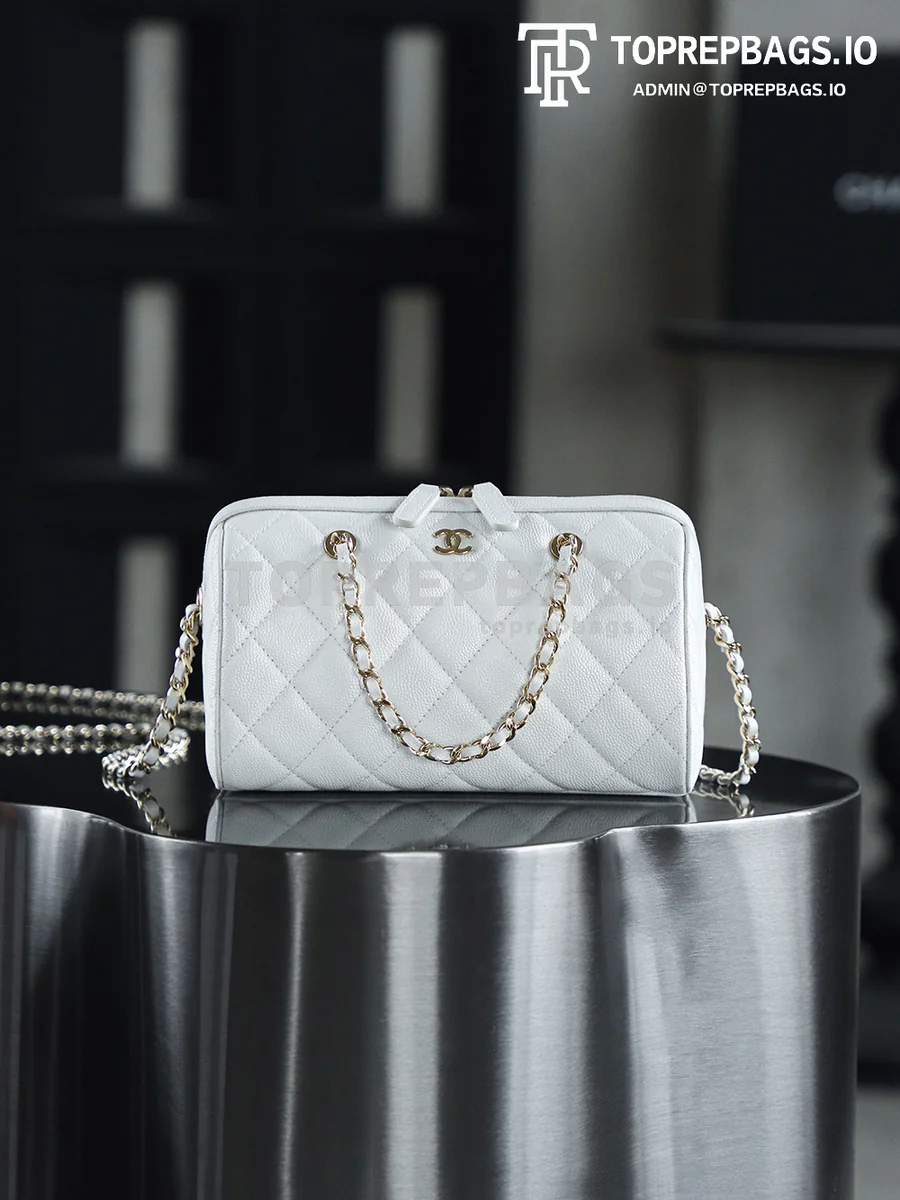 i1747207873033_6740_0_0 Chanel 25P Mini Bowling in White