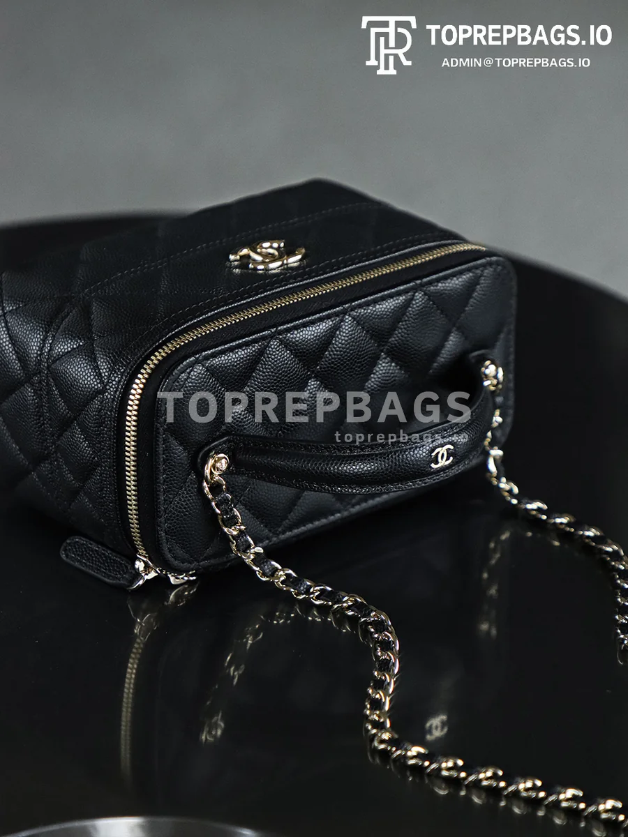 i1747295679639_8218_0_9 Chanel 25C Vanity Case in Black