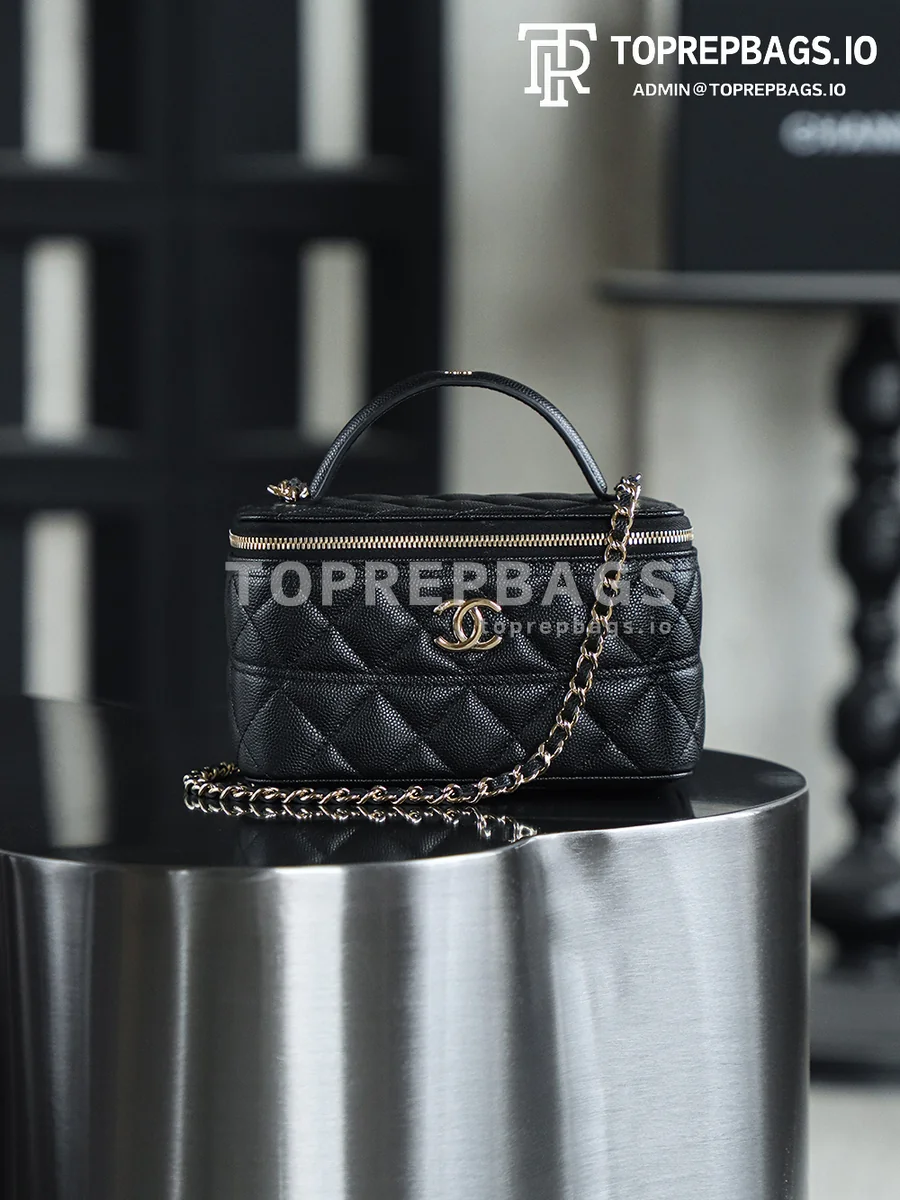 i1747295680494_2772_0_0 Chanel 25C Vanity Case in Black