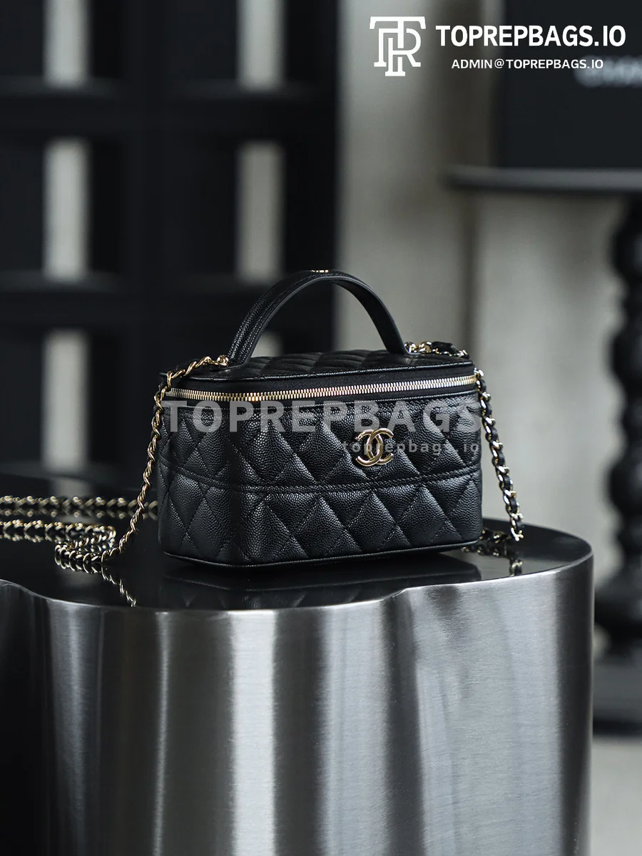 i1747295680509_9244_0_1 Chanel 25C Vanity Case in Black
