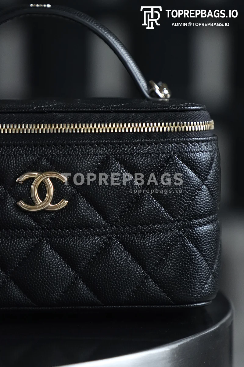 i1747295778594_7515_0_0 Chanel 25C Vanity Case in Black