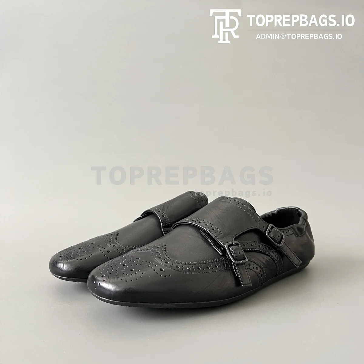 i1747409284000_4182_0_0 Prada Shuffle in Black