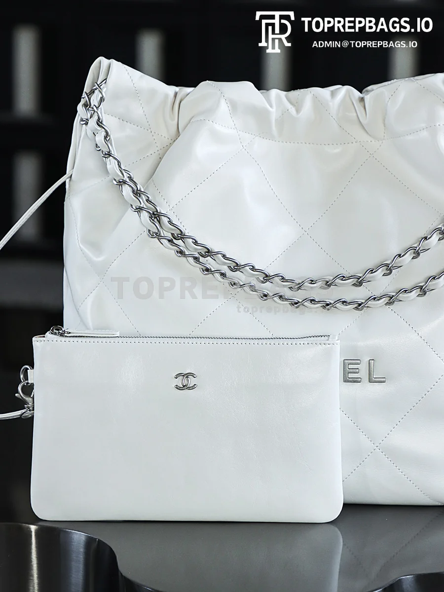 i1748000796772_5246_0_10 Chanel 22 Bag Medium in White