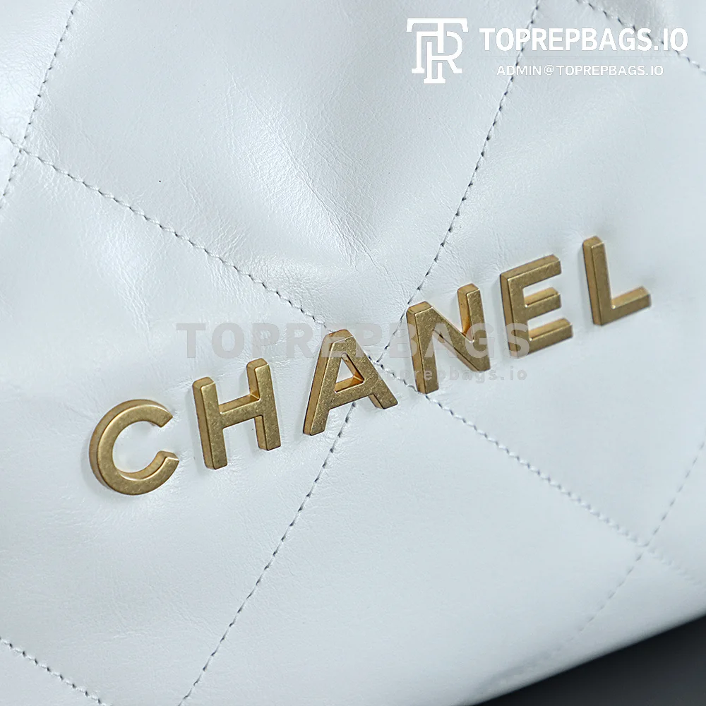 i1748001868844_8443_0_10 Chanel 22 Bag Medium in White