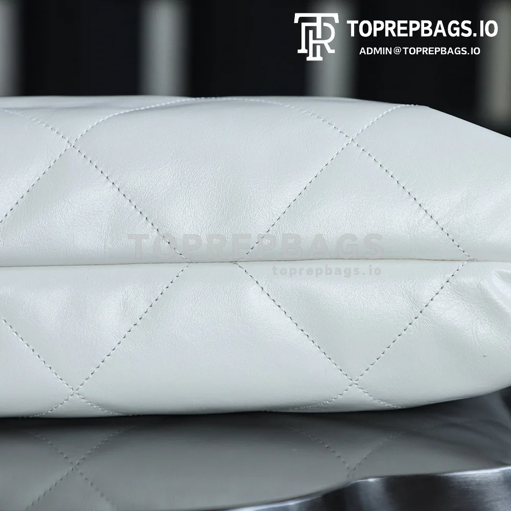 i1748001869575_5591_0_11 Chanel 22 Bag Medium in White