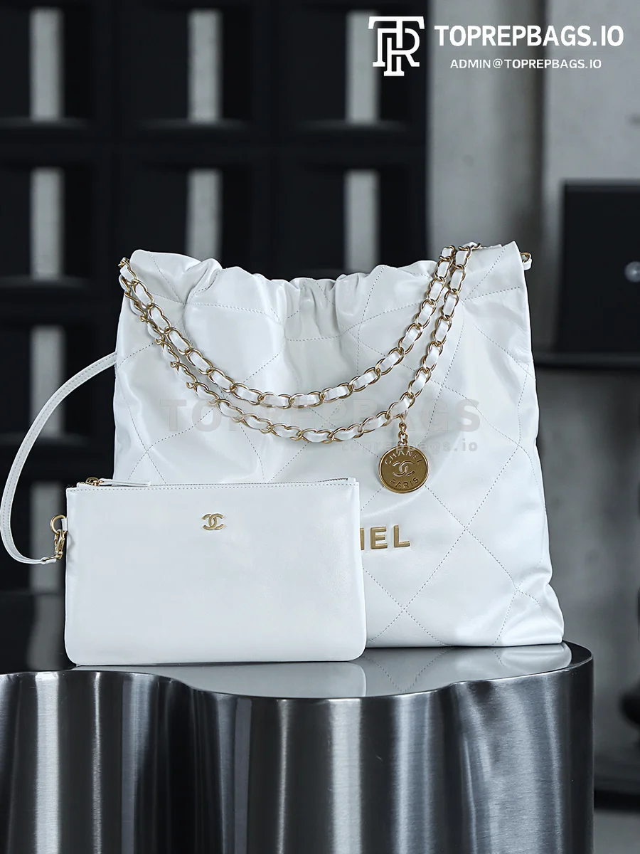 i1748001963764_2128_0_1 Chanel 22 Bag Medium in White
