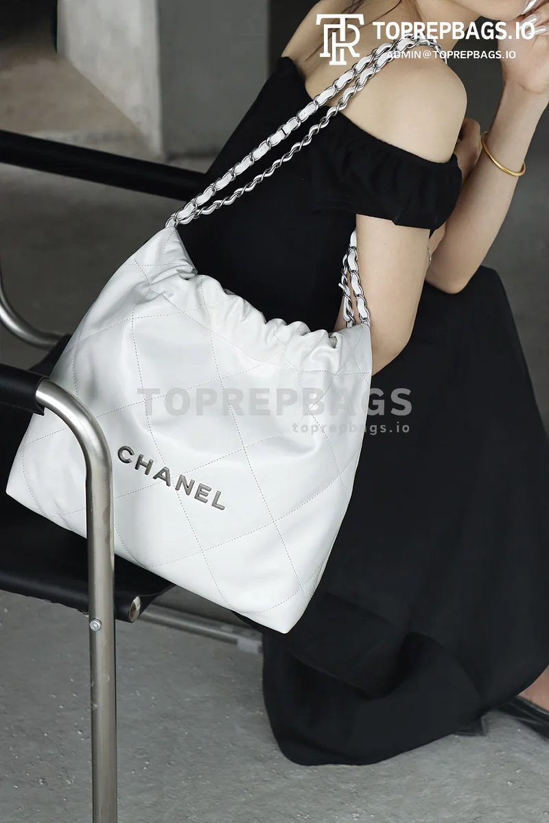i1748067564124_5301_0_2 Chanel 22 Bag in White
