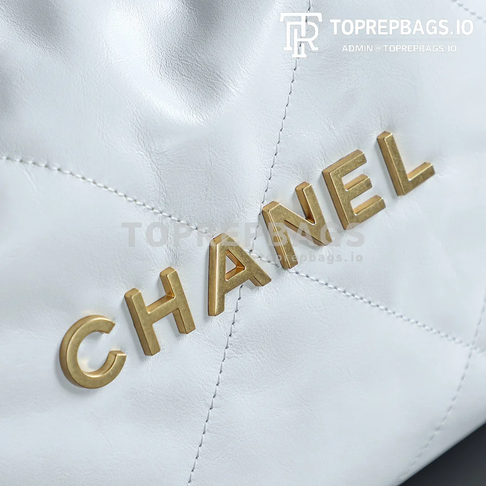 i1748067957332_387_0_10 Chanel 22 Bag Small in White