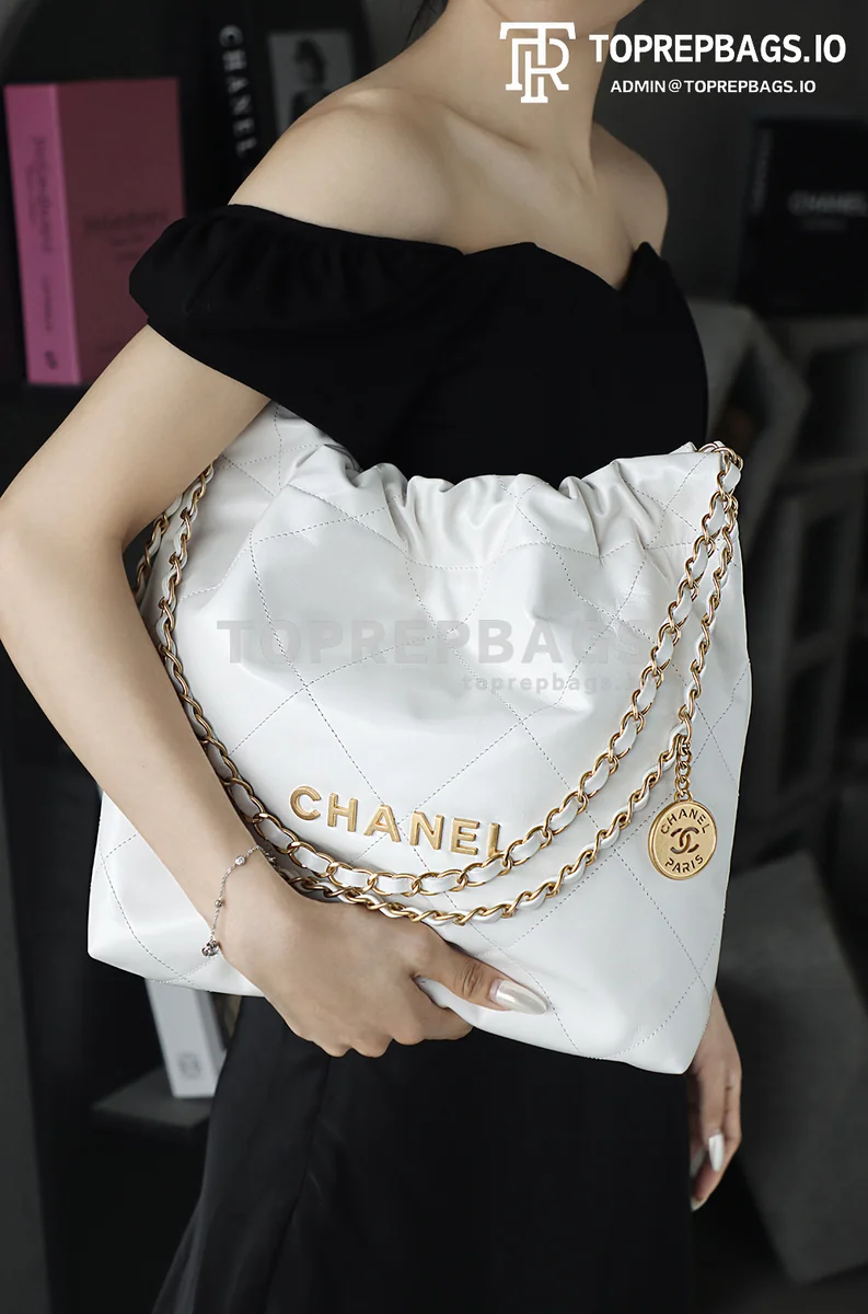 i1748068177167_8022_0_5 Chanel 22 Bag Small in White