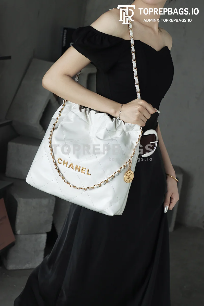 i1748068177936_7184_0_1 Chanel 22 Bag Small in White