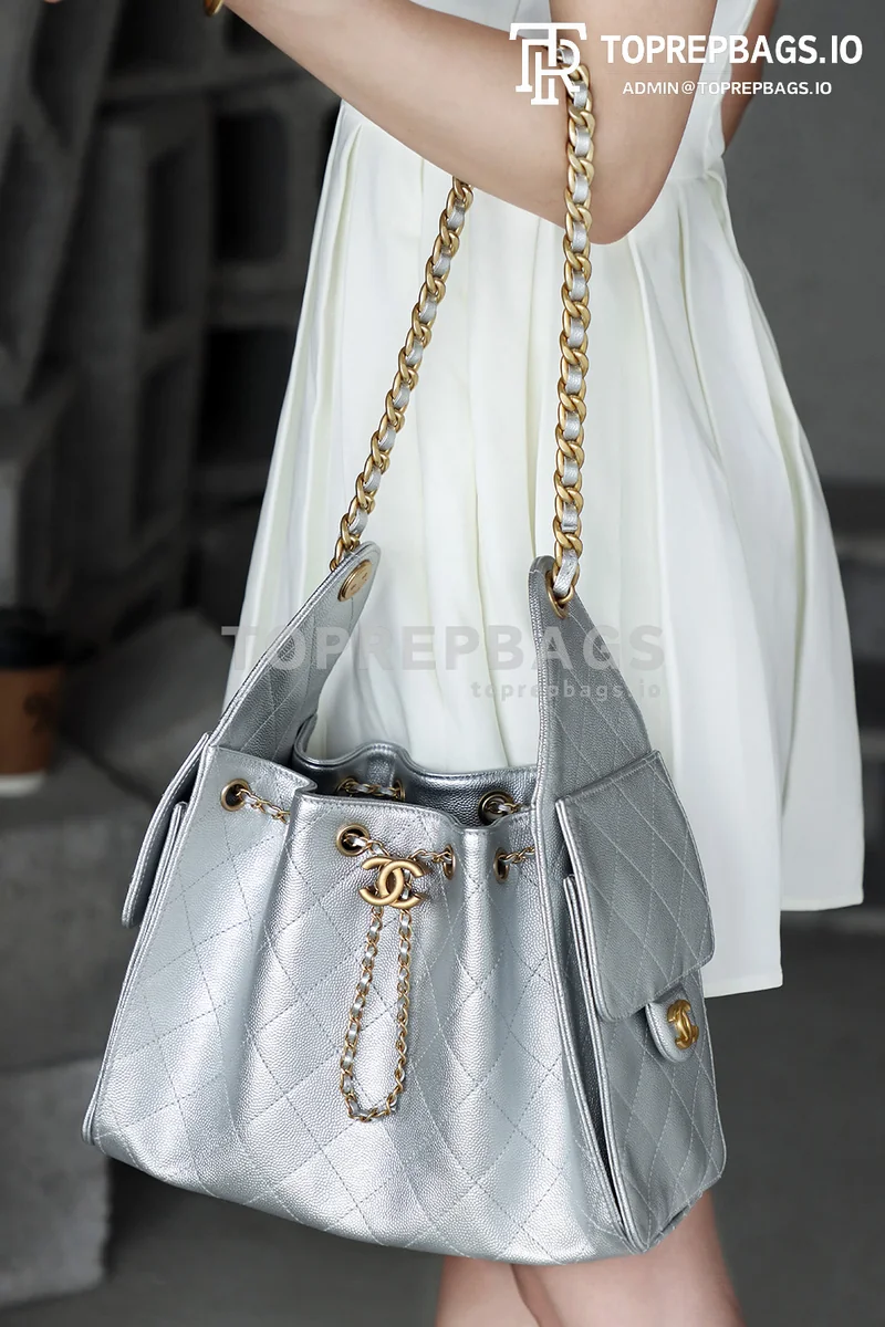 i1749194511435_9872_0_2 Chanel 25 Bag Small Hobo in , !