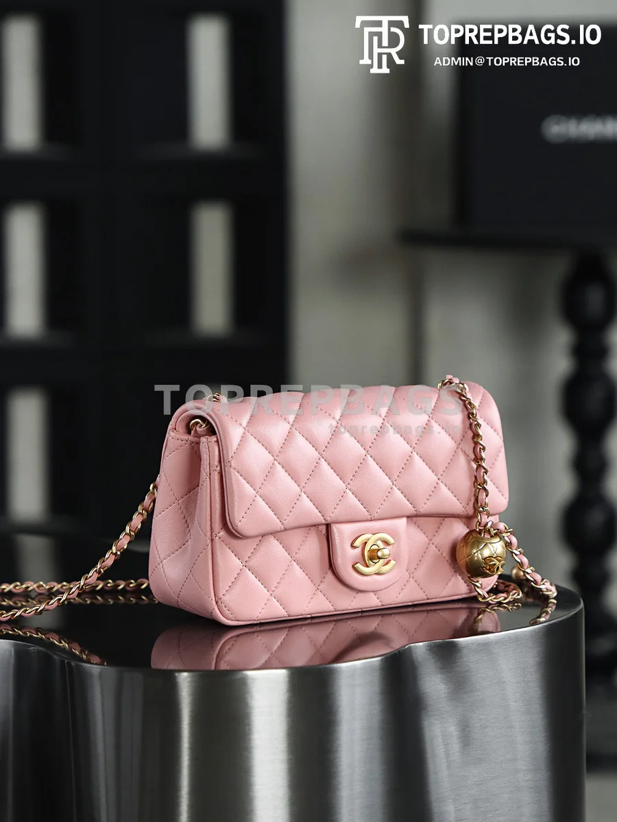 i1750139346928_507_0_1 Chanel Pearl Crush Large Mini in Pink