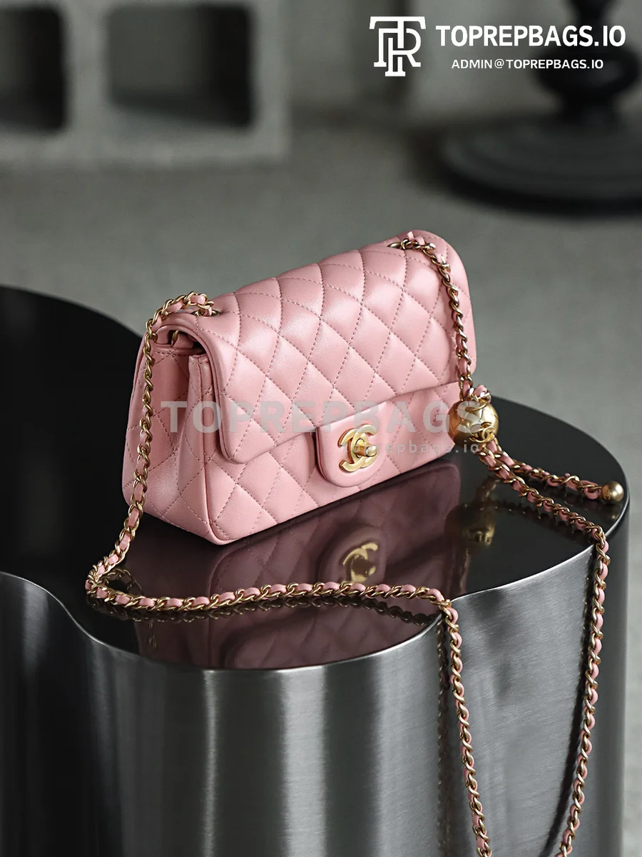 i1750139346930_5438_0_6 Chanel Pearl Crush Large Mini in Pink