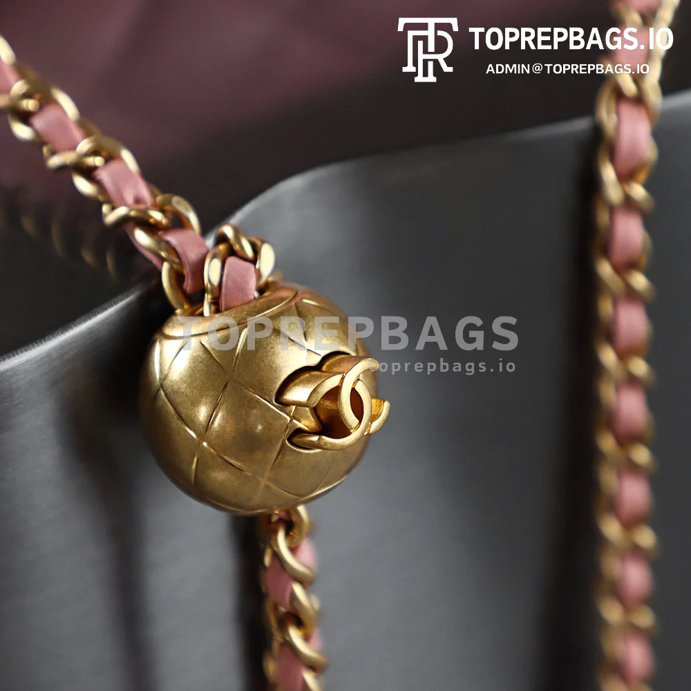 i1750139412735_1091_0_3 Chanel Pearl Crush Large Mini in Pink