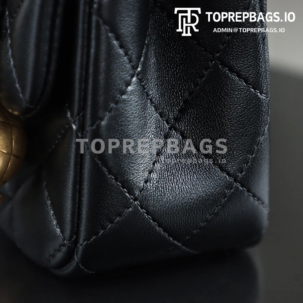 i1750139714192_2599_0_8 Chanel Pearl Crush Large Mini in Black