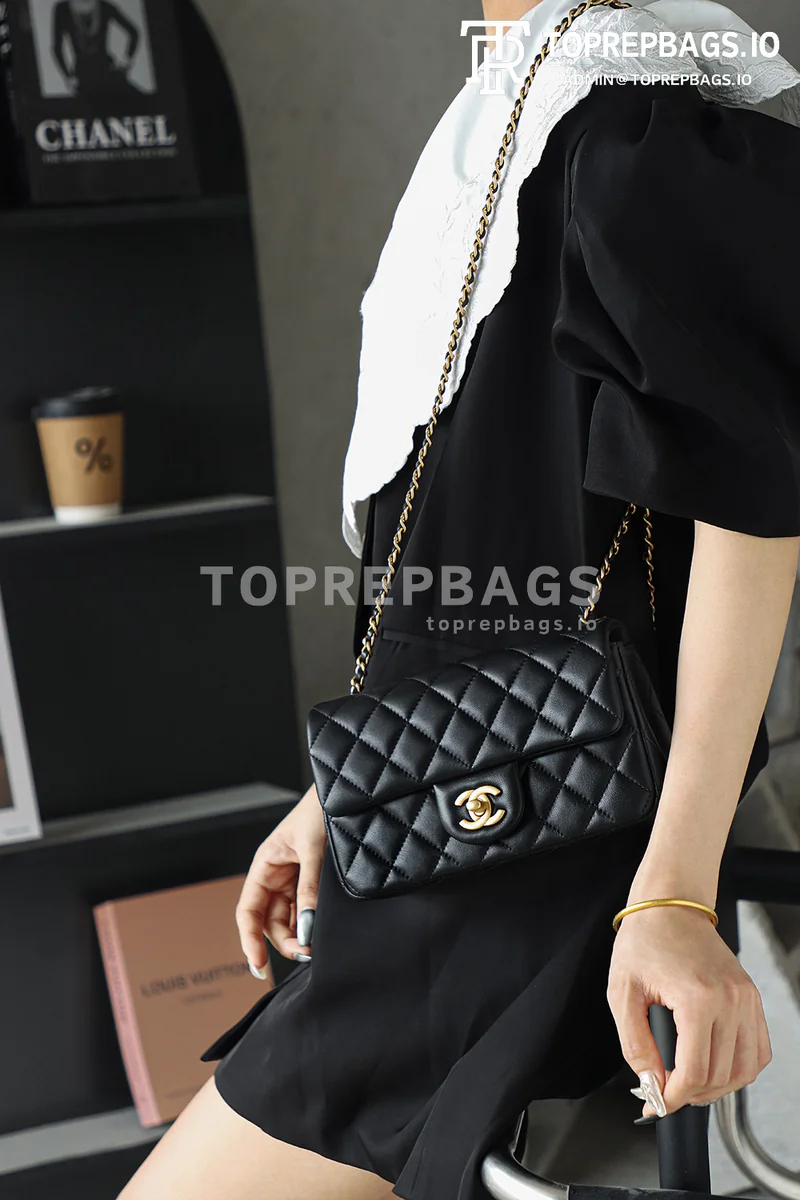 i1750140059129_6815_0_5 Chanel Pearl Crush Large Mini in Black