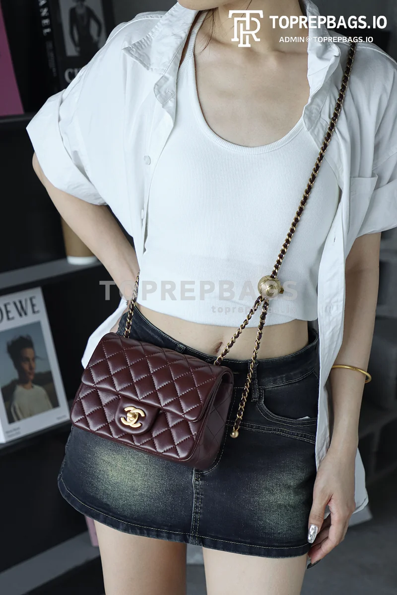 i1750140734384_4823_0_1 Chanel Pearl Crush Square Mini in Brown