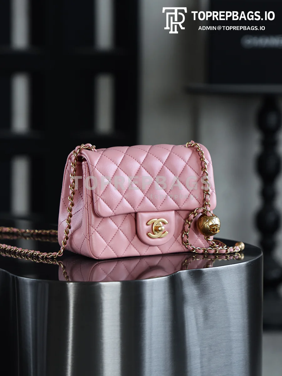 i1750140863785_104_0_1 Chanel Pearl Crush Square Mini in Pink