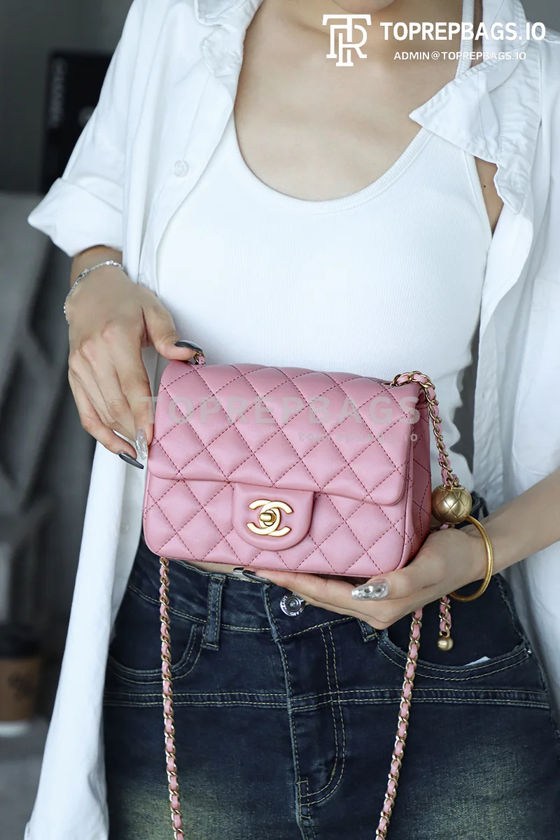 i1750141334337_8069_0_8 Chanel Pearl Crush Square Mini in Pink