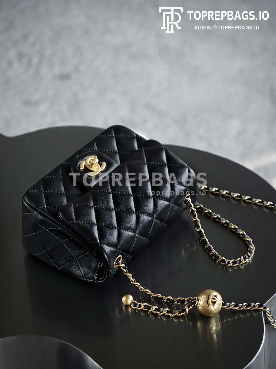 i1750146676944_1170_0_6 Chanel Pearl Crush Square Mini in Black