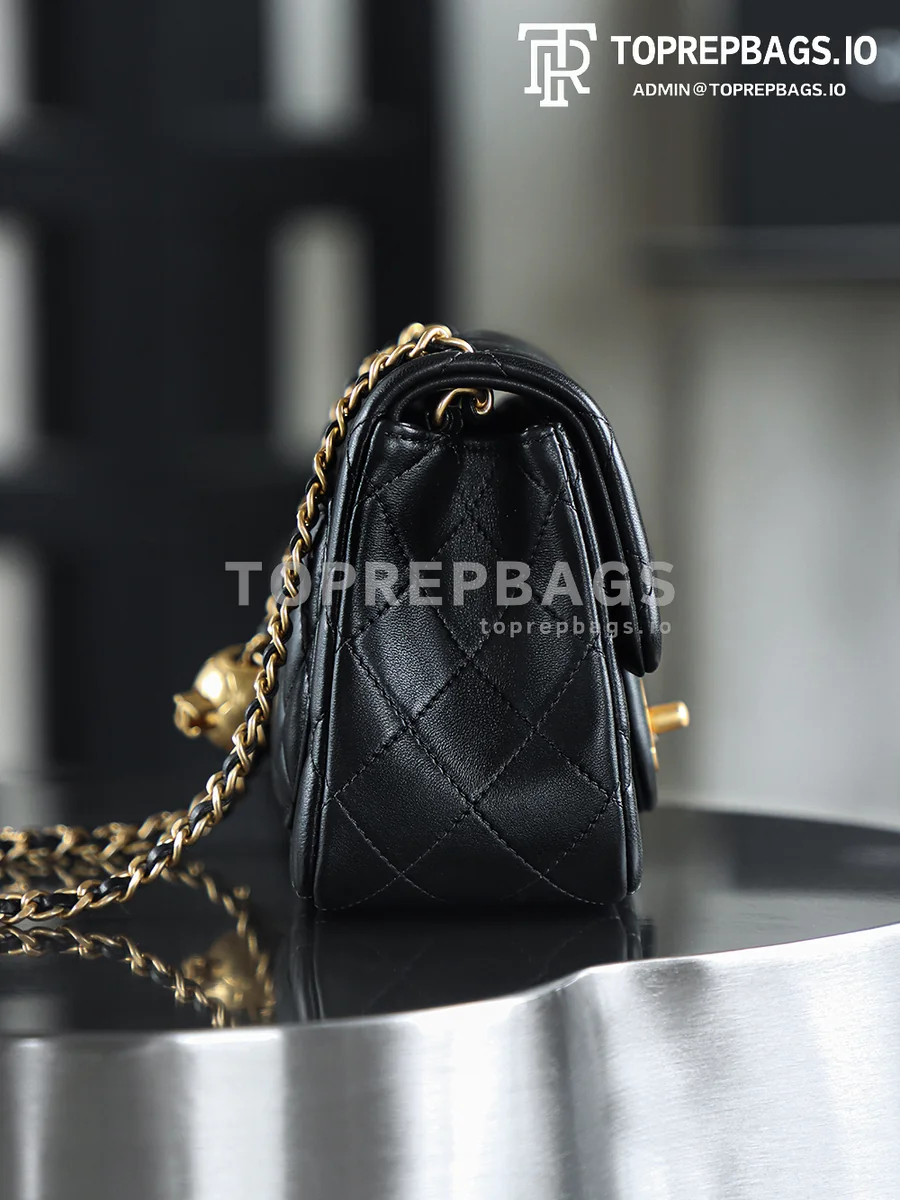i1750146677760_8840_0_8 Chanel Pearl Crush Square Mini in Black