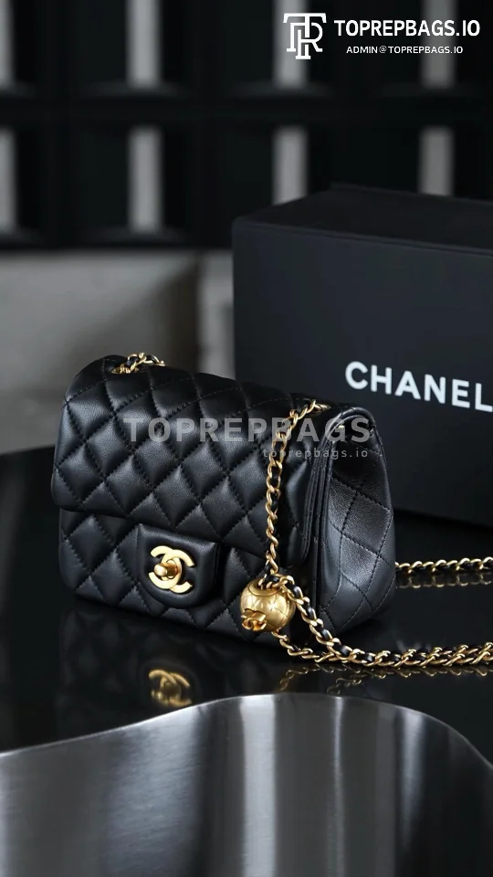i1750147005132_3491_0_0 Chanel Pearl Crush Square Mini in Black