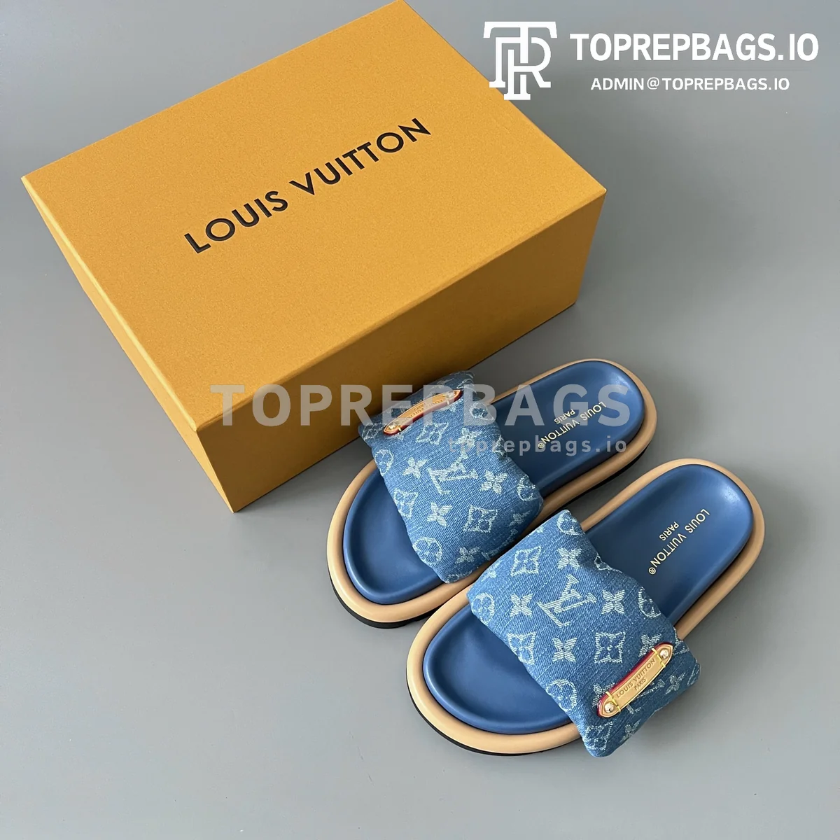 i1750768101961_4698_0_7 Louis Vuitton Pool Pillow Comfort in Blue