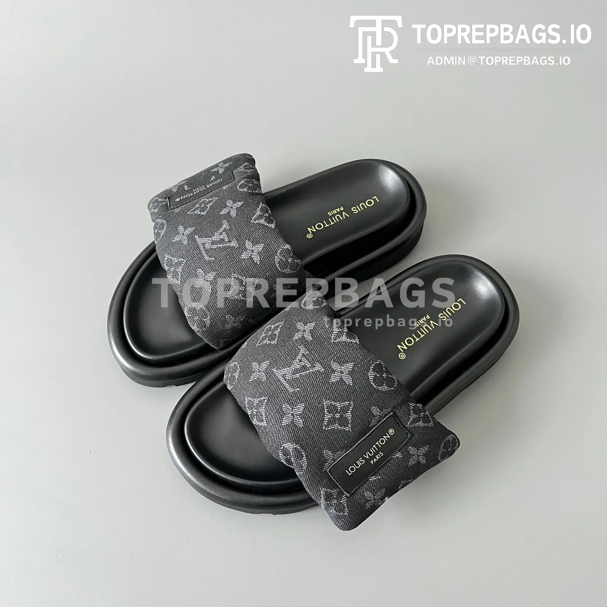 i1750768617468_7636_0_7 Louis Vuitton Pool Pillow Comfort in Black