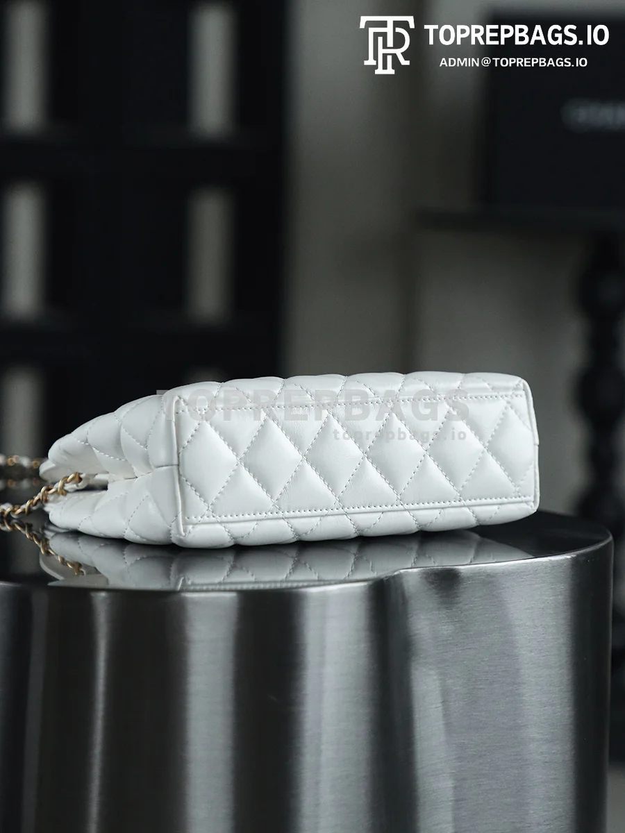 i1750925140181_6454_0_4 Chanel Kelly in White