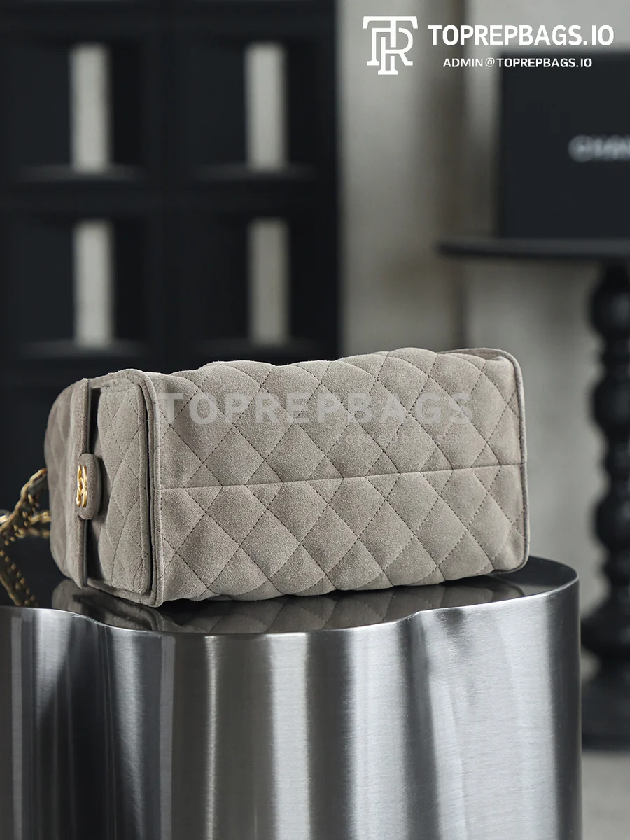 i1751357682997_9826_0_4 Chanel 25 Bag Hobo in Taupe