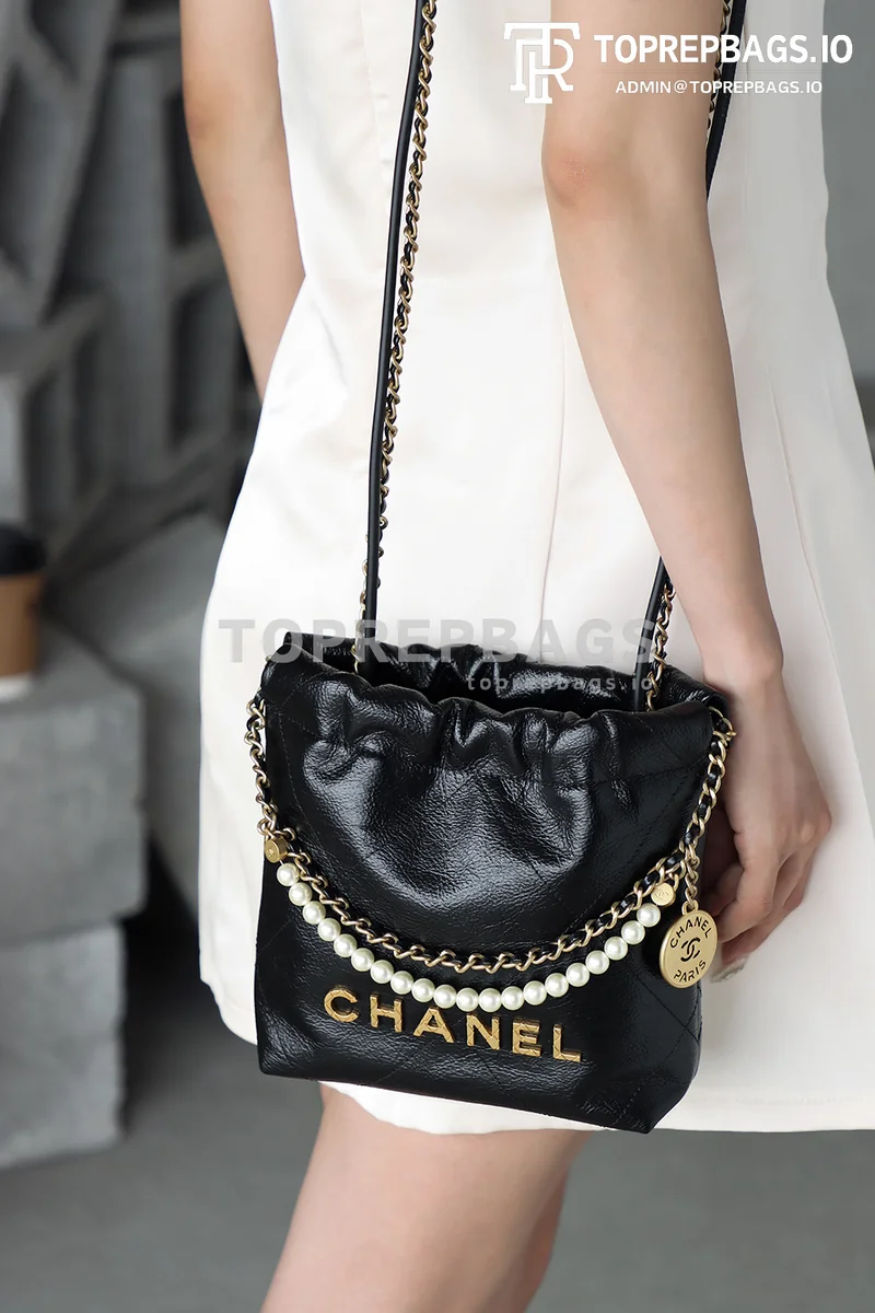 i1751565237614_4460_0_3 Chanel 22 Bag Mini in Black