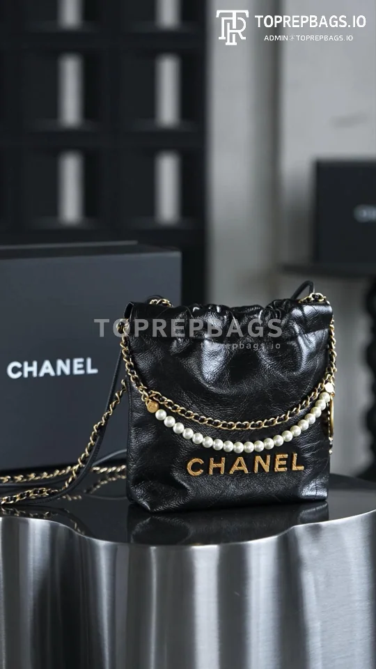 i1751565317322_3178_0_0 Chanel 22 Bag Mini in Black