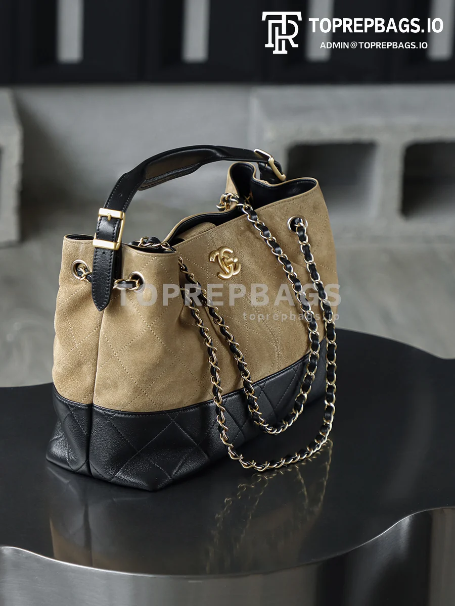i1752326434312_6089_0_9 Chanel Handbag Hobo in Beige/Black
