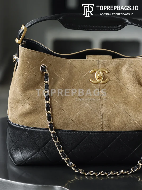 i1752326502081_2192_0_0 Chanel Handbag Hobo in Beige/Black