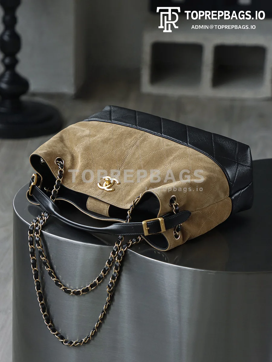 i1752326599978_4875_0_8 Chanel Handbag Hobo in Beige/Black