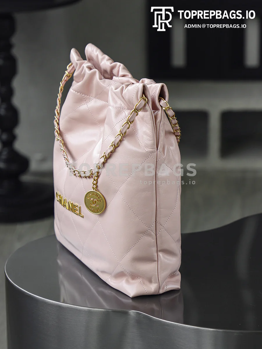 i1752914921969_1015_0_2 Chanel 22 Bag Medium in Pink