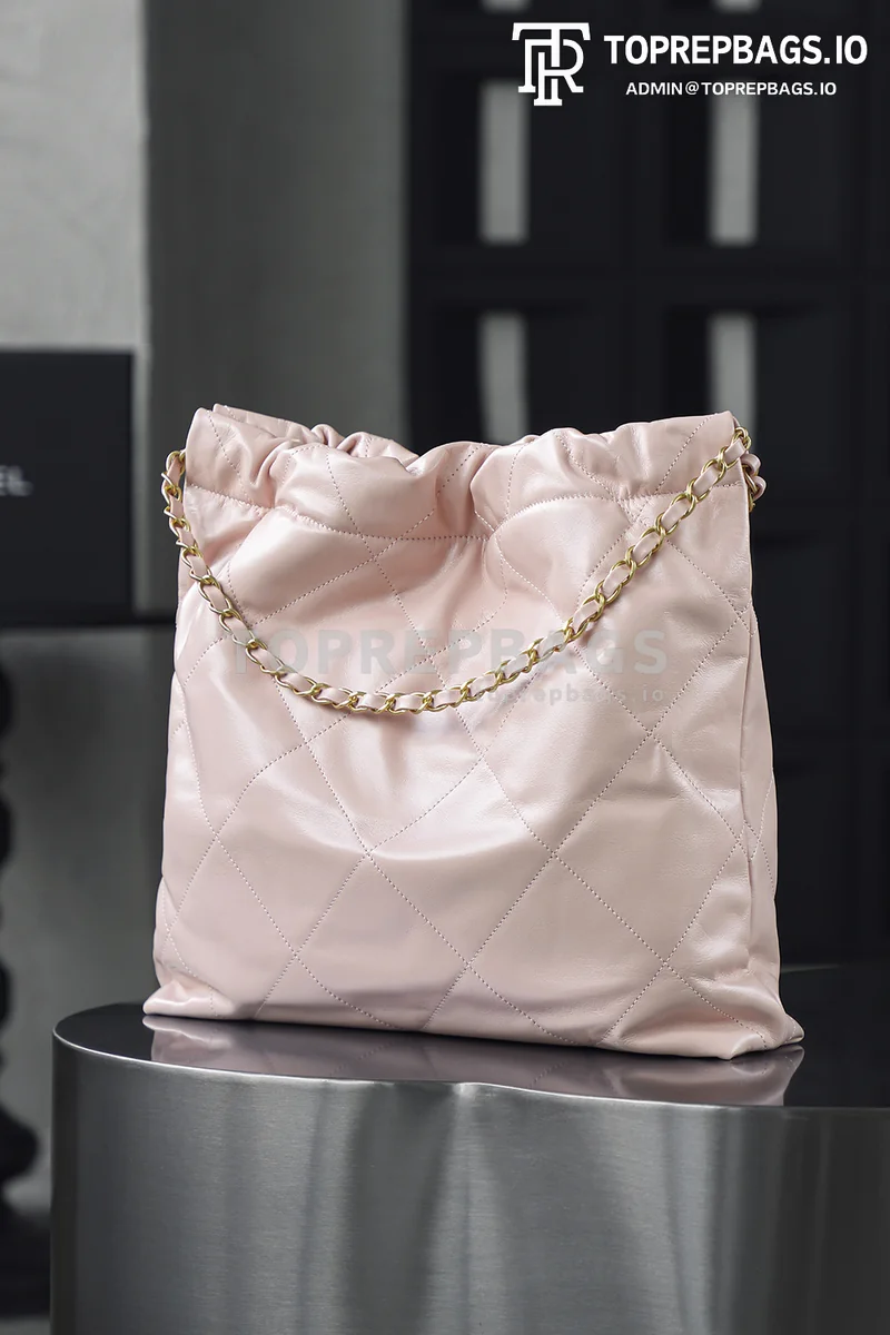 i1752914921969_171_0_3 Chanel 22 Bag Medium in Pink