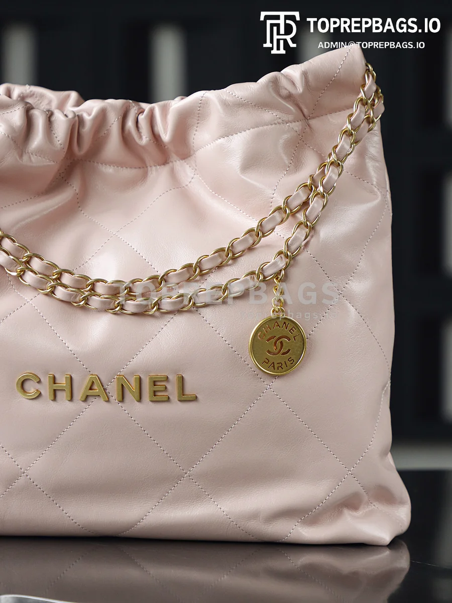 i1752914945682_4531_0_10 Chanel 22 Bag Medium in Pink