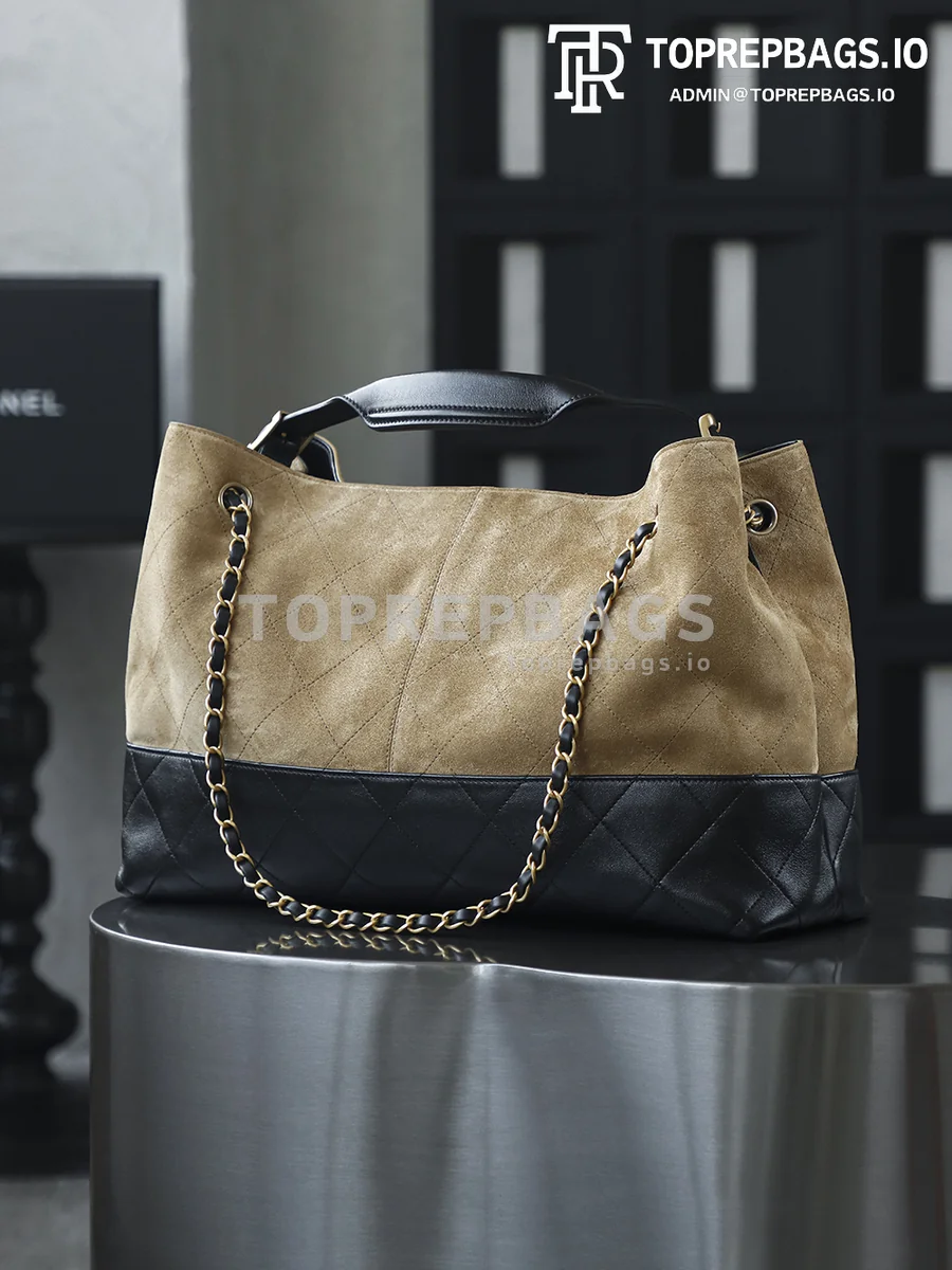i1753168856267_6892_0_5 Chanel Handbag Hobo in Beige/Black