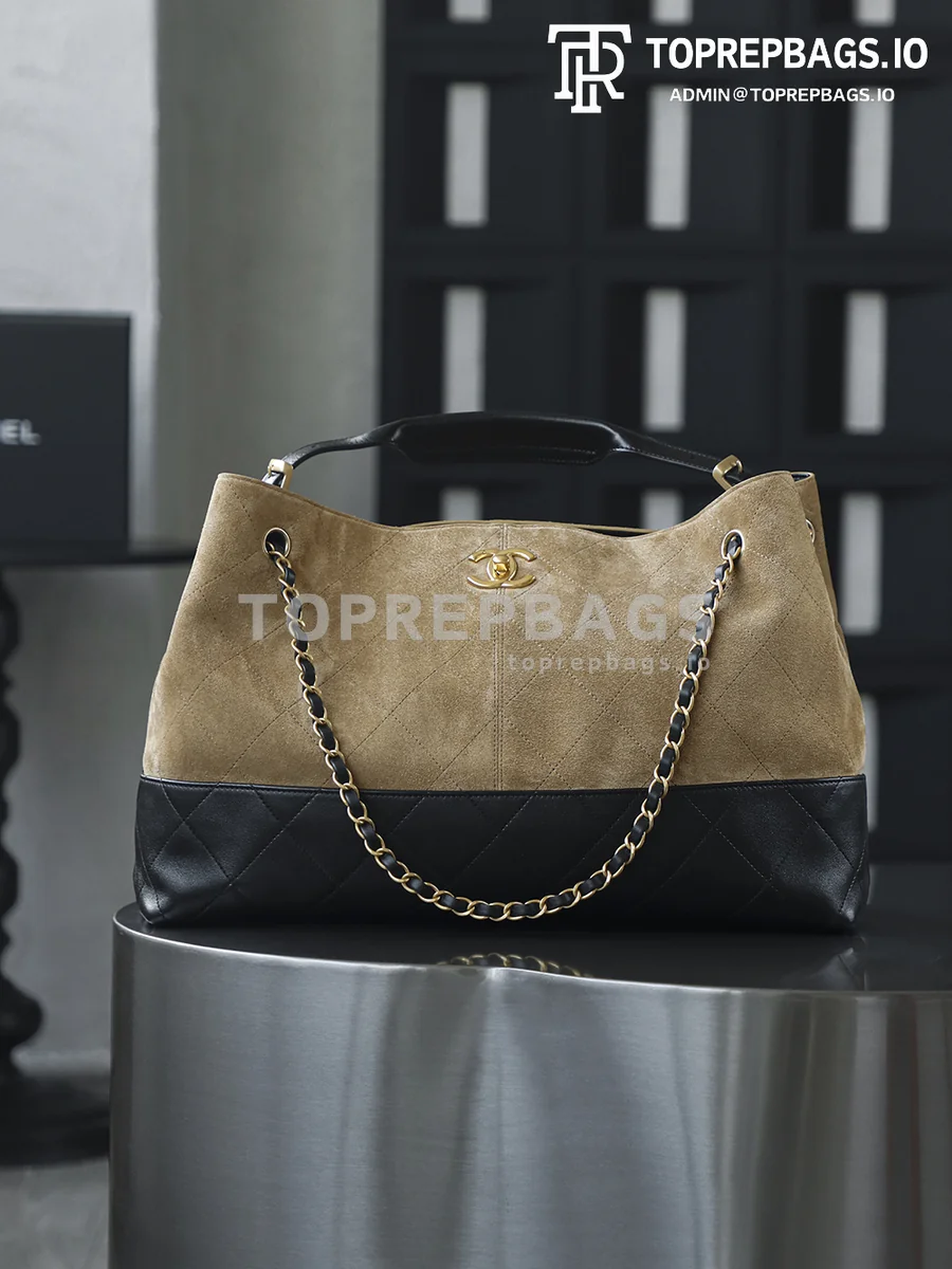 i1753168856284_8290_0_1 Chanel Handbag Hobo in Beige/Black
