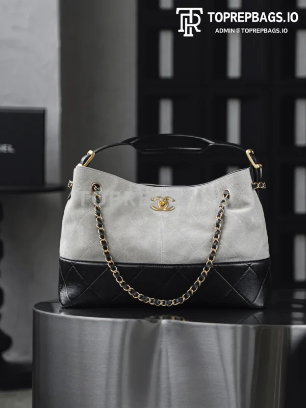 i1755225498399_5254_0_1 Chanel Handbag Hobo in Grey