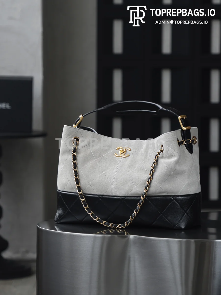i1755225498428_2282_0_0 Chanel Handbag Hobo in Grey