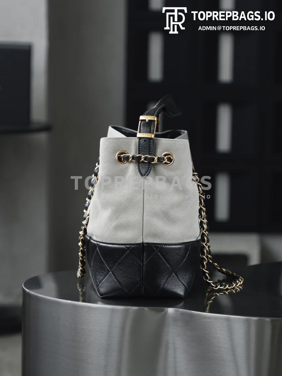 i1755225500642_3013_0_2 Chanel Handbag Hobo in Grey