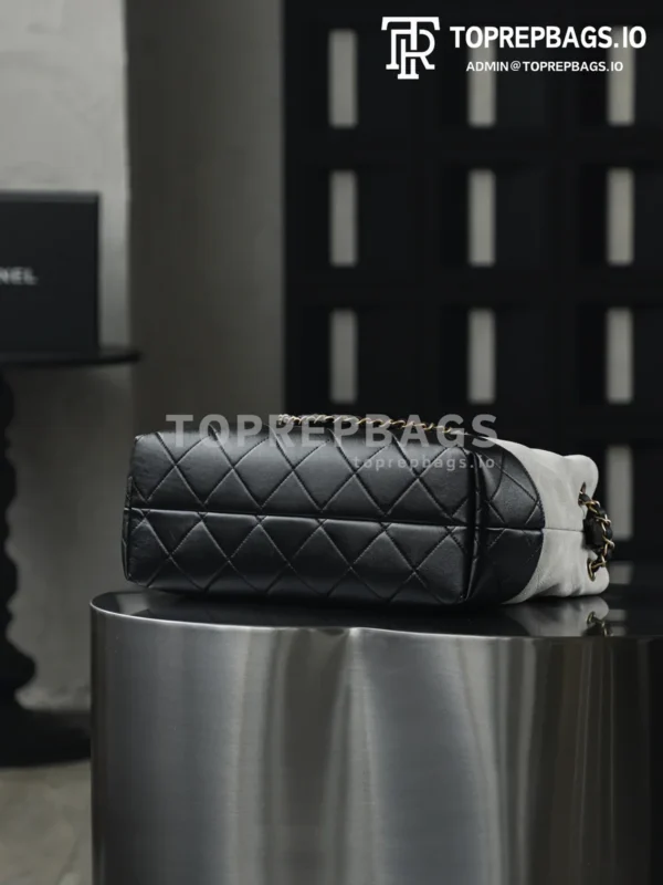 i1755225500674_4878_0_6 Chanel Handbag Hobo in Grey