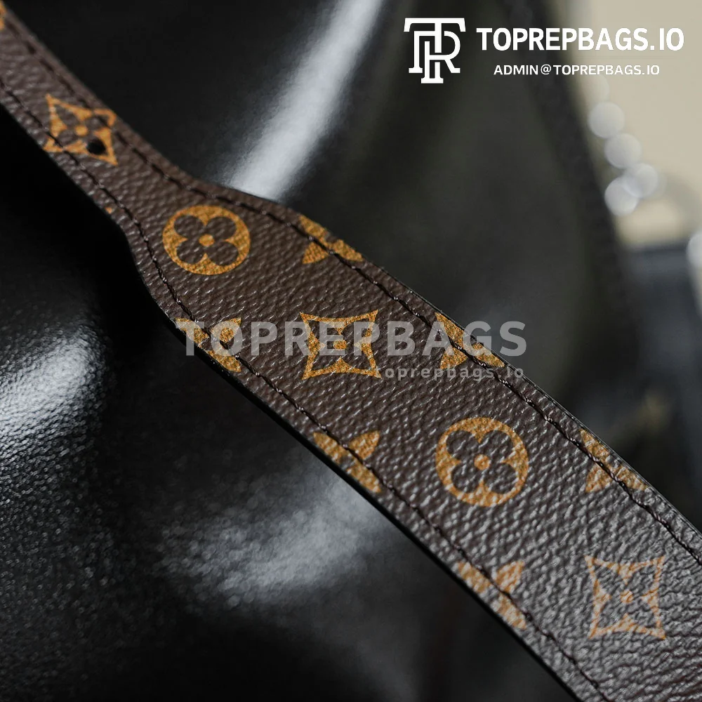 i1756798911489_7492_0_1 Louis Vuitton Off Duty Vibe Medium in Black