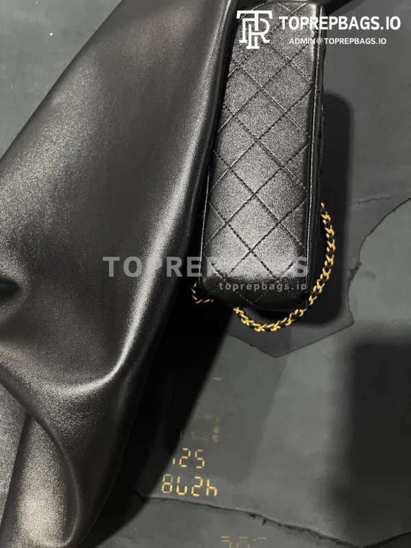i1757045351219_8653_0_6 Chanel Classic Flap Rectangular Mini in Black