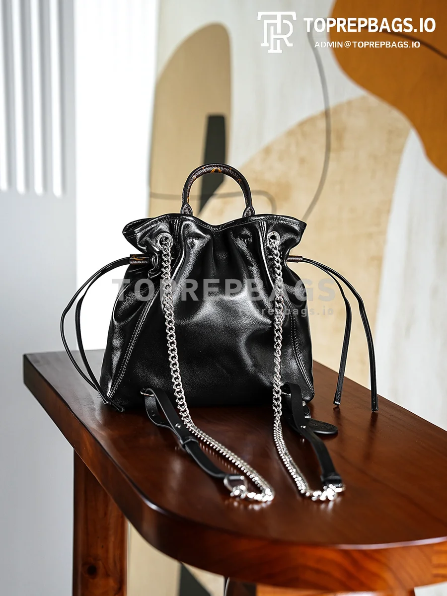i1757306498508_3012_0_10 Louis Vuitton Off Duty Vibe Medium in Black