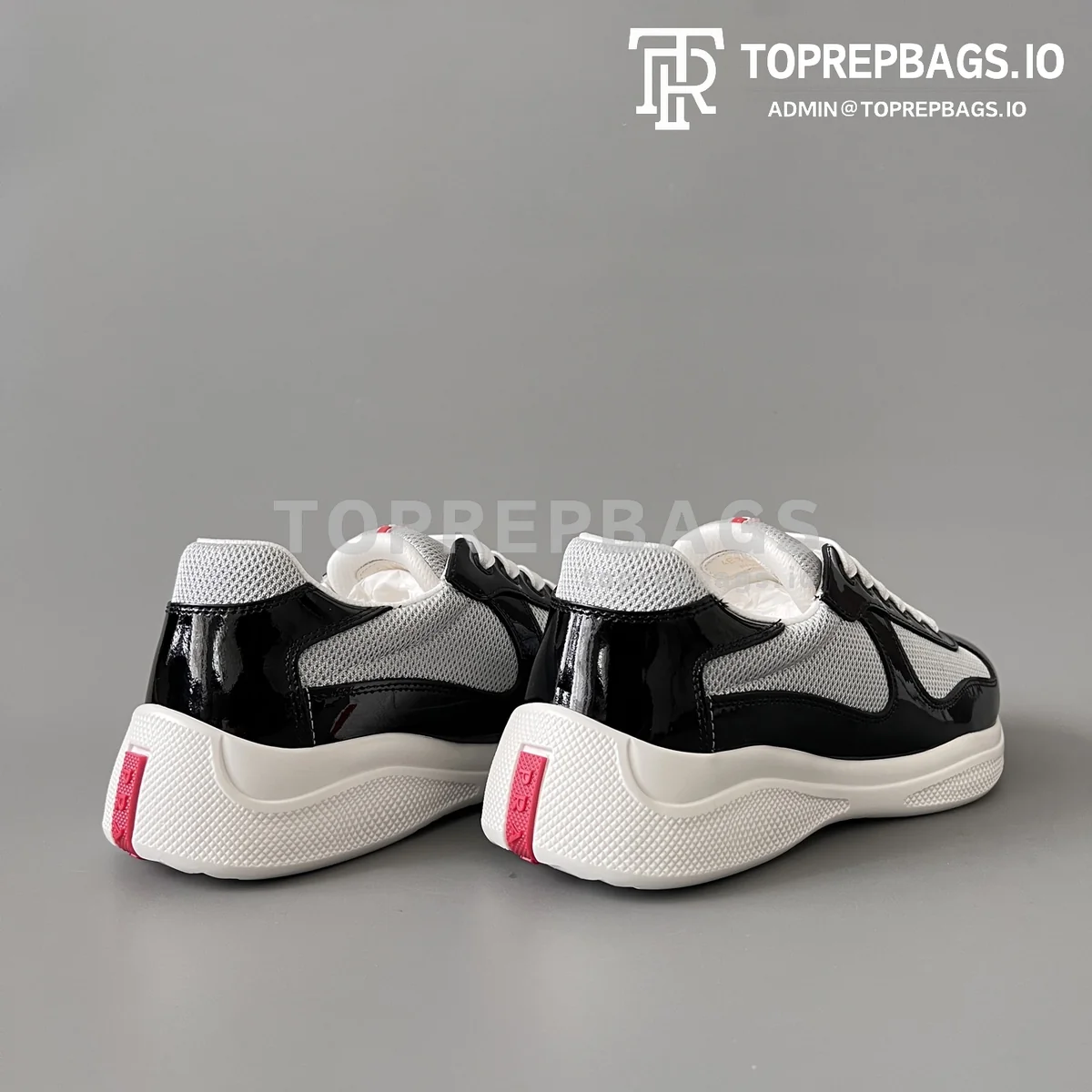 i1757833765473_1838_0_3 Prada in Black/Grey