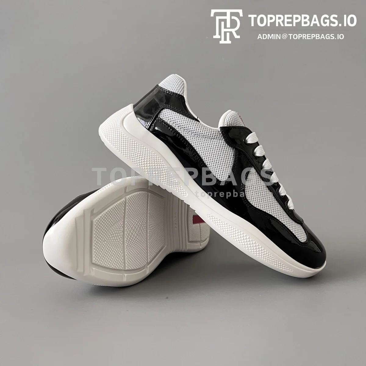 i1757833768507_1051_0_6 Prada in Black/Grey