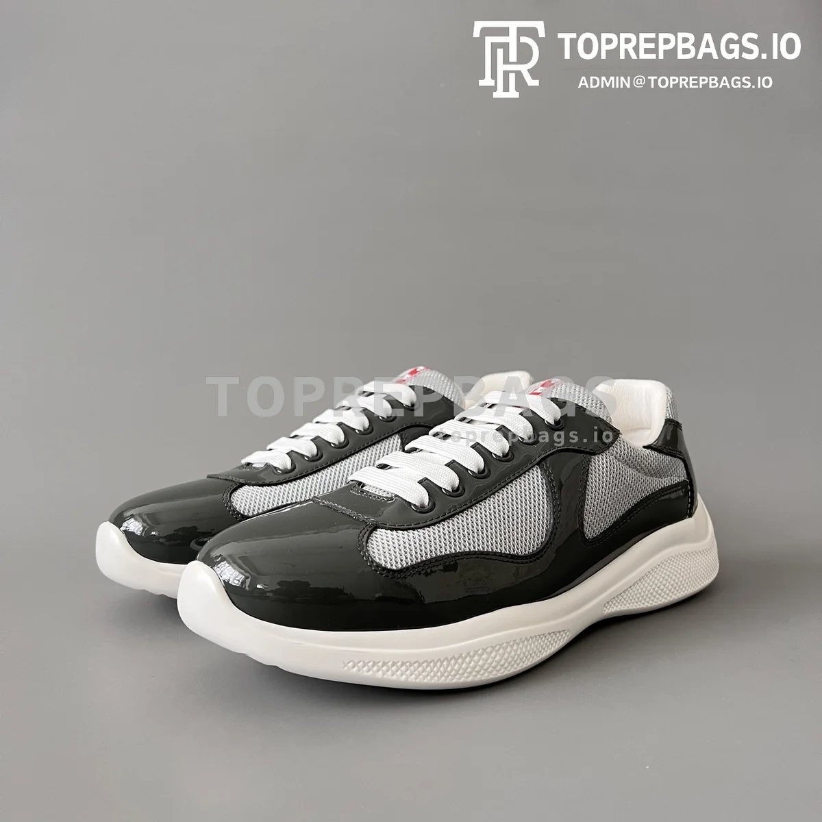 i1757833866100_7324_0_0 Prada in Grey